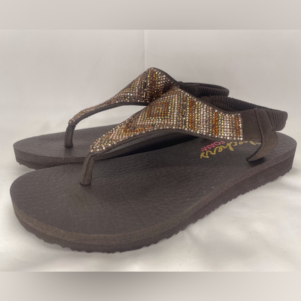 Skechers * Yoga Foam, Women’s Size: 6, Beaded Sandals with Heal strap
